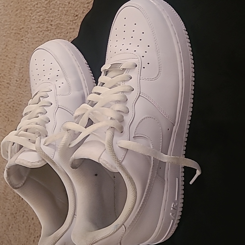 Classic White Nike Air Force 1s (1)